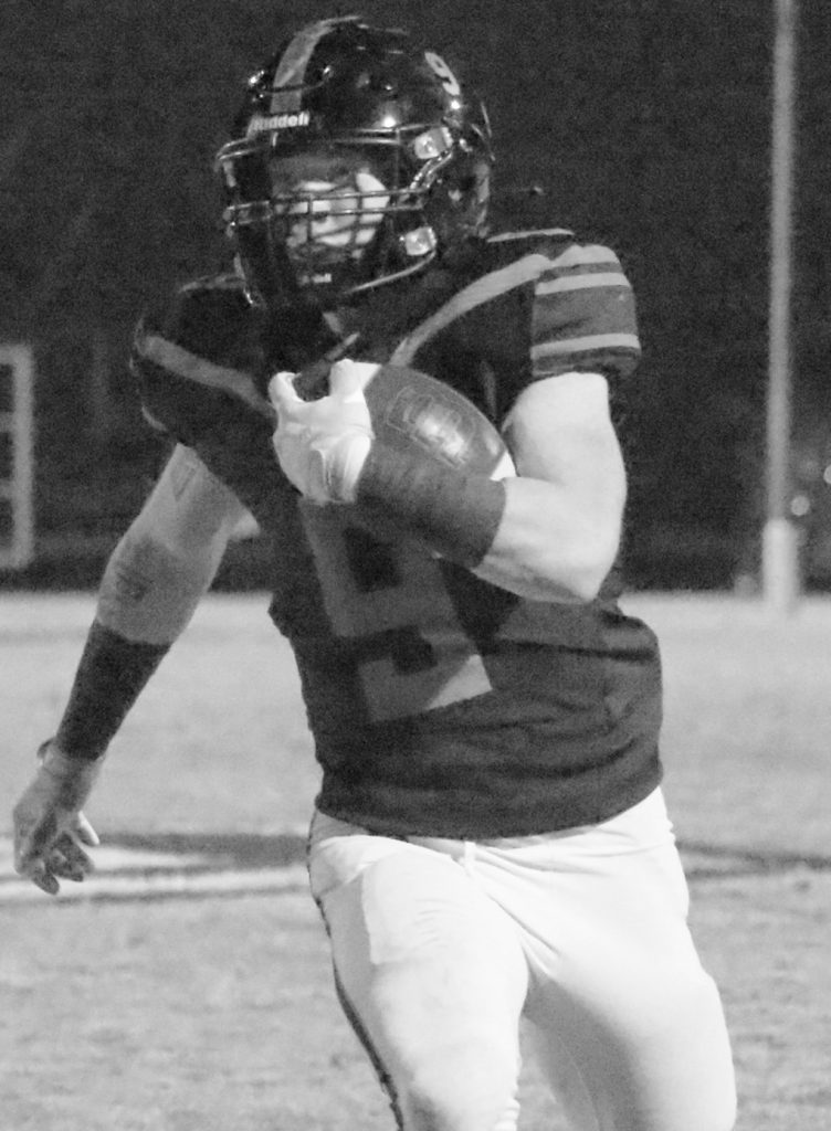 Dewar Gridiron Star Competes at BlueGrey Bowl